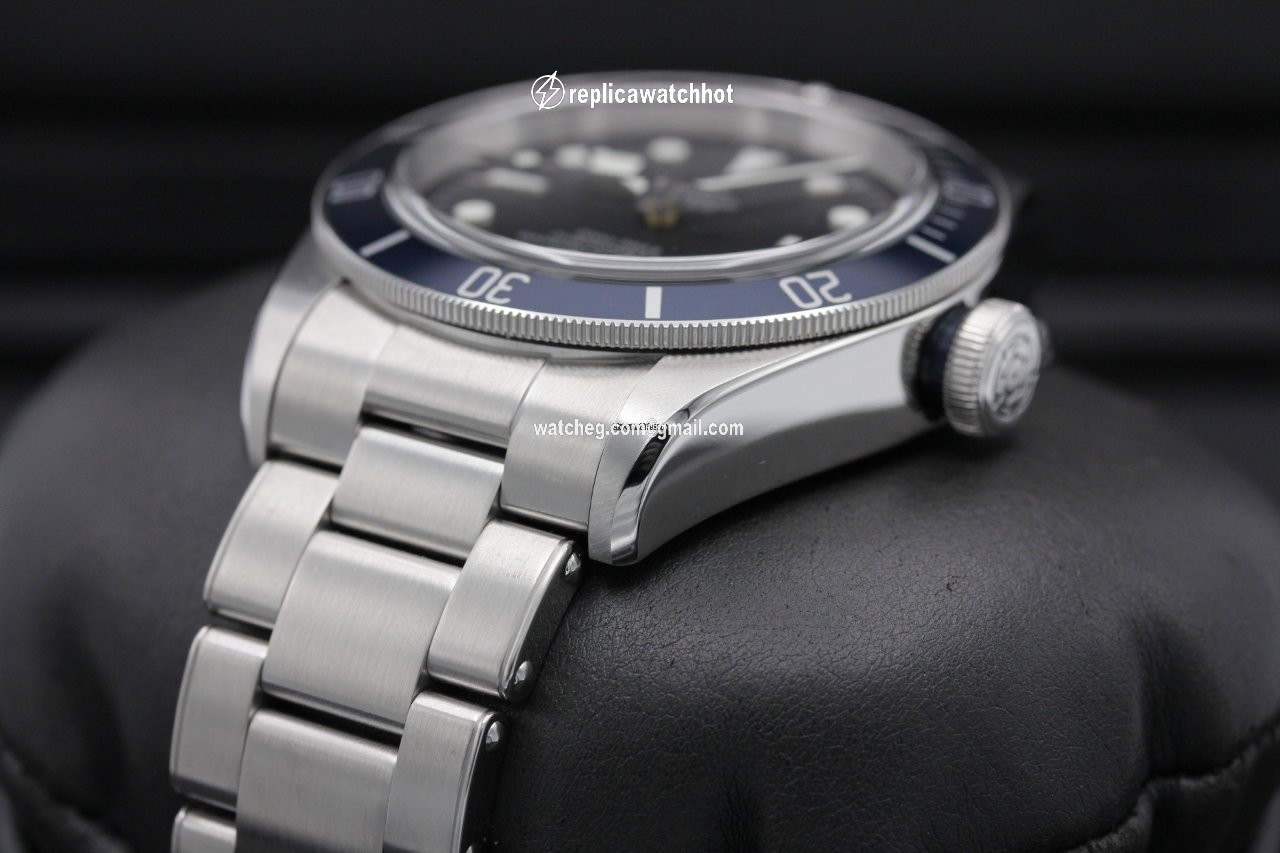 Tudor Black Bay Steel 79230 2