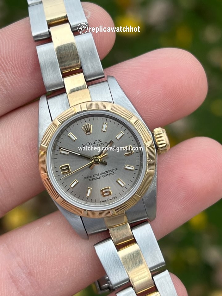 Rolex Oyster Perpetual Womens watch Gold Steel Automatic 76243 2