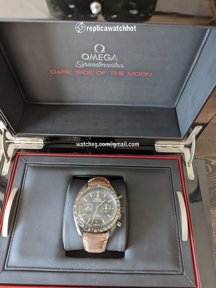 Omega Speedmaster Professional Moonwatch Mens watch Unisex Automatic Ceramic 31192445101006 2