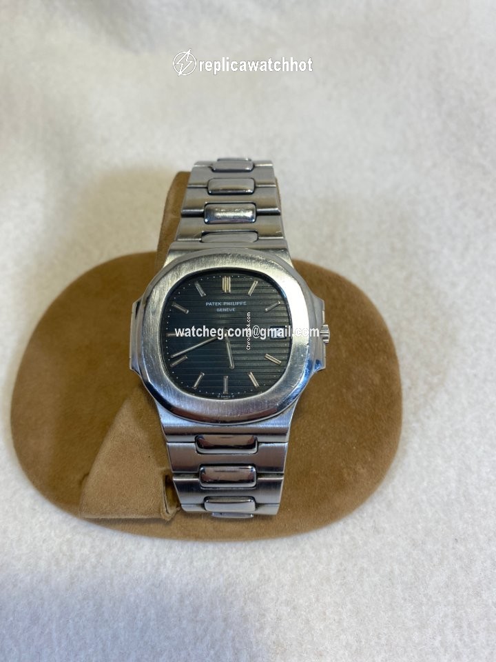 Patek Philippe Nautilus Mens watch Unisex Automatic Steel 3700 001 2