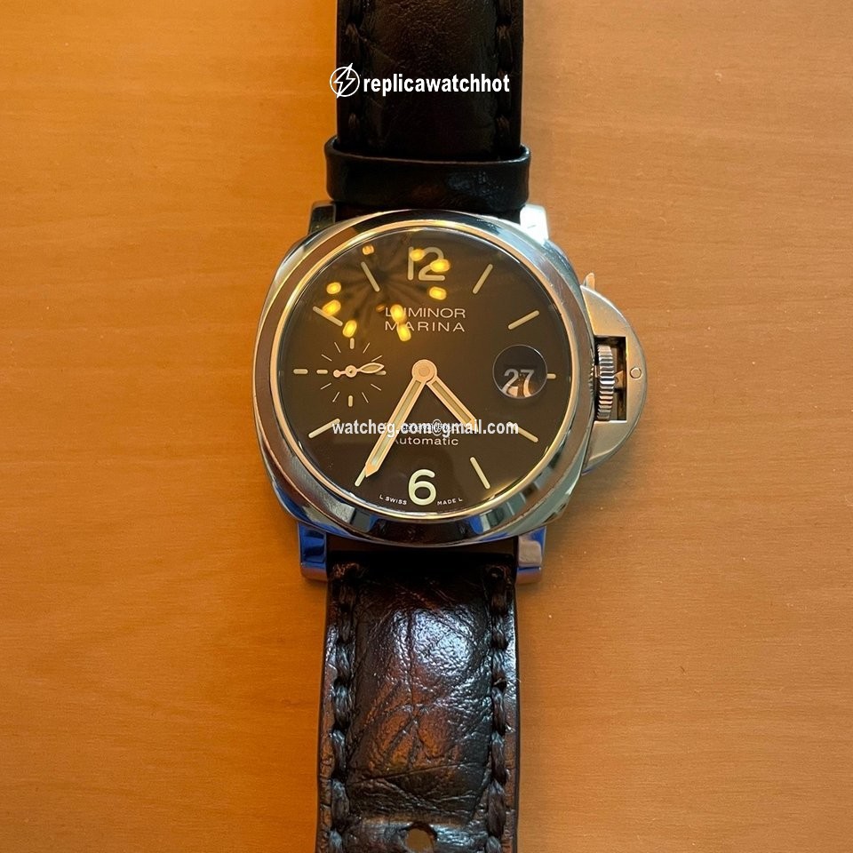 Panerai Luminor Marina Automatic Mens watch Unisex Automatic Steel PAM 01048 2