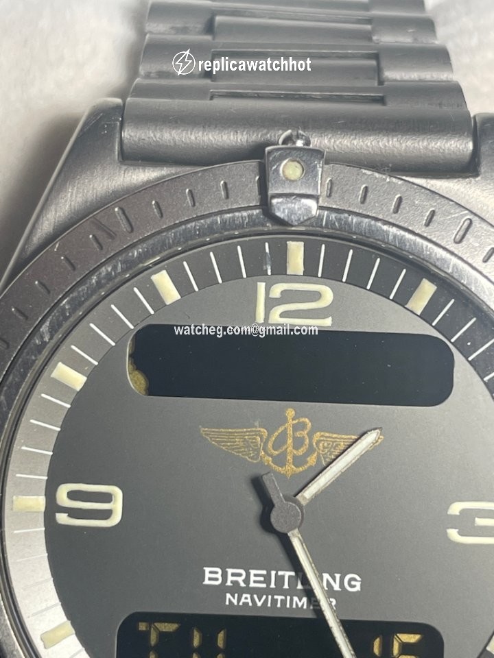 Breitling Aerospace Mens watch Unisex Quartz Titanium 80360 2