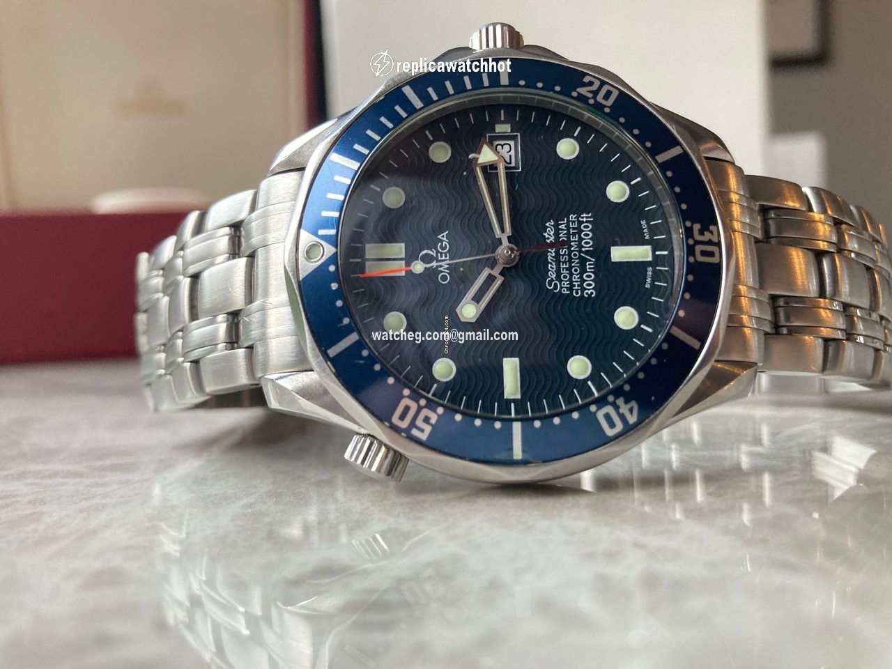 Omega Seamaster Diver 300 M Mens watch Unisex Automatic Steel 25318000 2