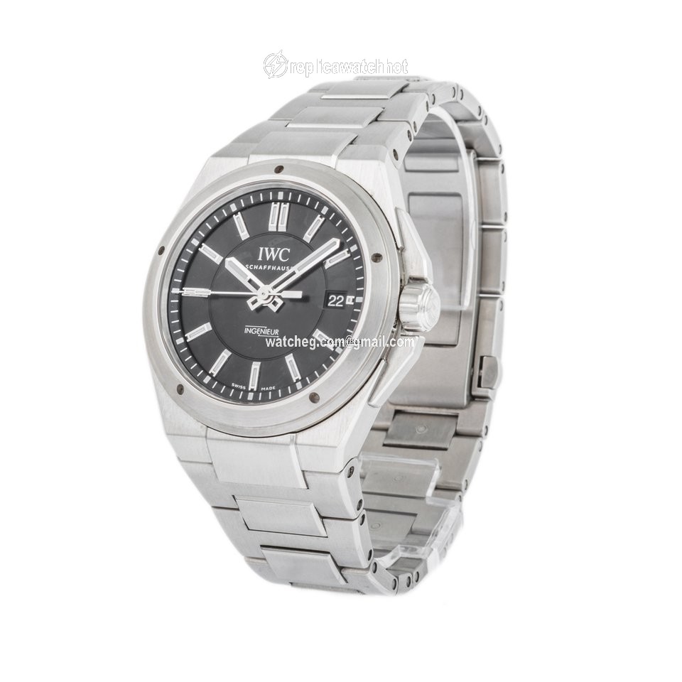 IWC Ingenieur Automatic Mens watch Unisex Automatic Steel IW323902 2