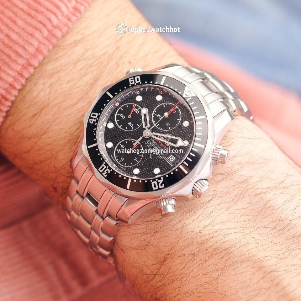 Omega Seamaster Diver 300 M Mens watch Unisex Automatic Steel 213.30.42.40.01.001 2