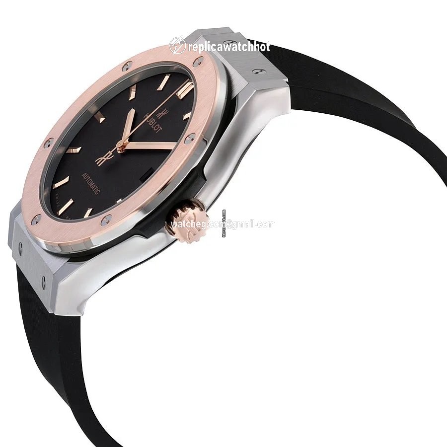 Hublot Classic Fusion 45, 42, 38, 33 mm Mens watch Unisex Automatic Titanium 511.NO.1181.RX 2