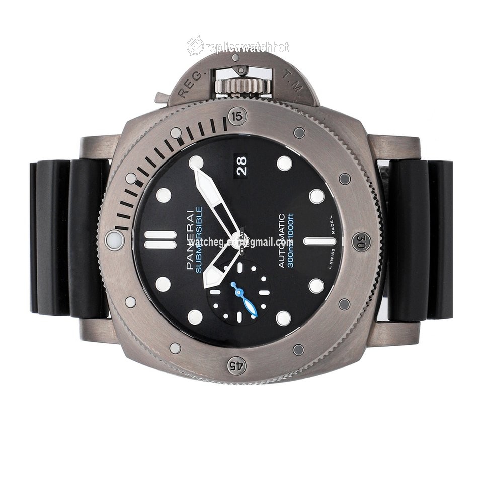Panerai Luminor Submersible 1950 3 Days Automatic Mens watch Unisex Automatic Titanium PAM01305 2