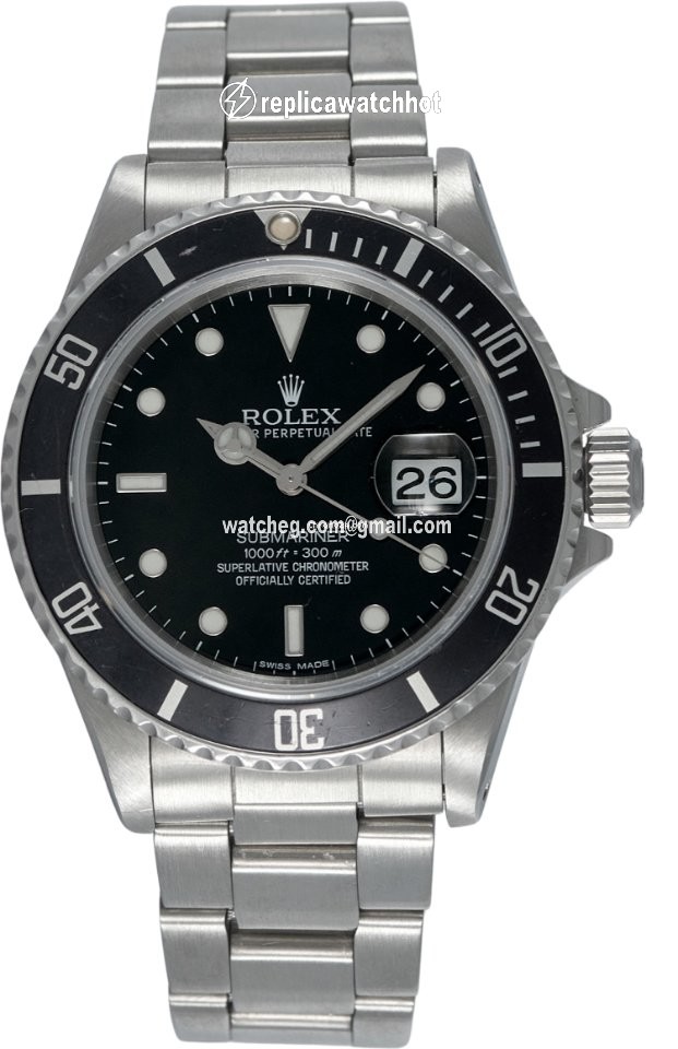 Rolex Submariner Date Mens watch Unisex Steel Automatic 16800 2