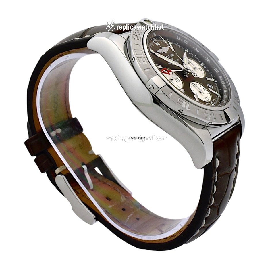 Breitling Chronomat 44 GMT Mens watch Unisex Automatic Steel AB042011 Q589 2