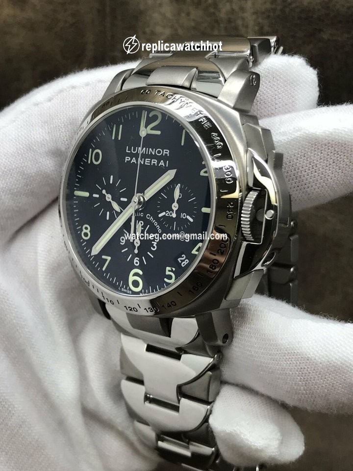 Panerai Luminor Chrono Automatic Titanium PAM00072 2