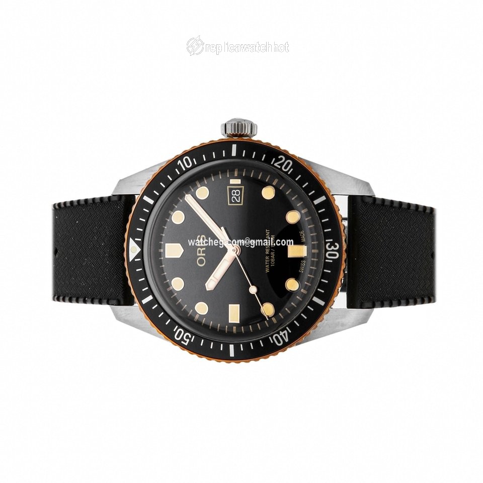 Oris Divers Sixty Five Mens watch Unisex Automatic Steel 01 733 7720 4354-07 4 21 18 2