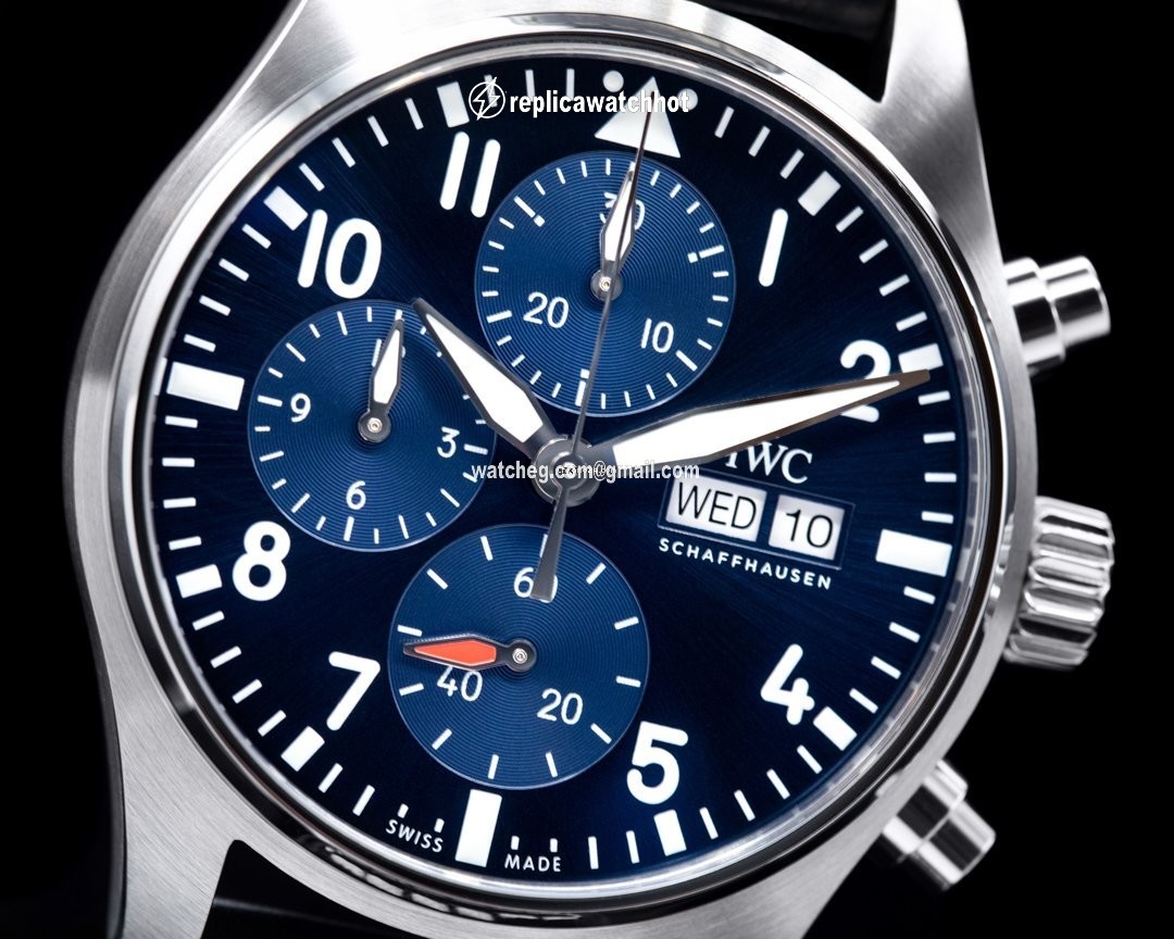 IWC Pilot Chronograph Mens watch Unisex Automatic Steel IW388101 2