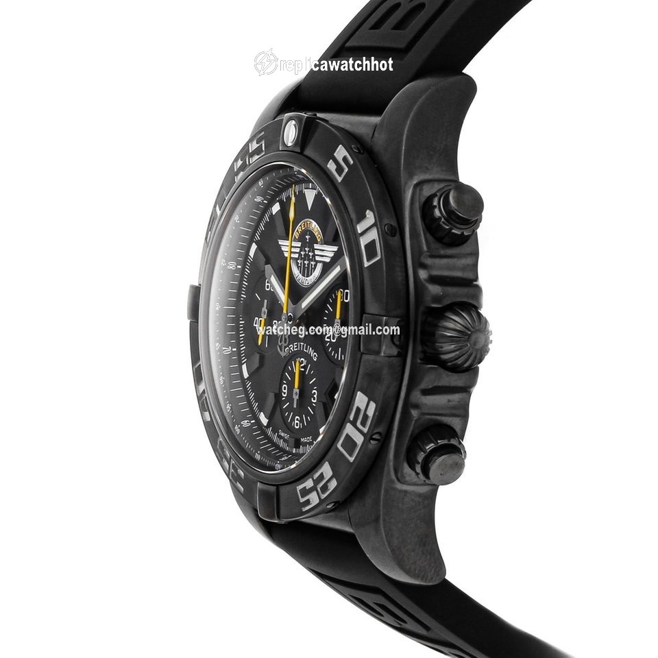 Breitling Chronomat Mens watch Unisex Automatic MB01109L BD48 2