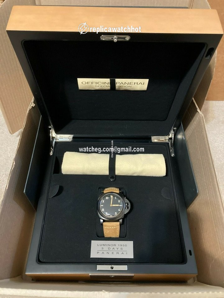 Panerai Special Editions Mens watch Unisex Manual winding Titanium PAM 00629 2