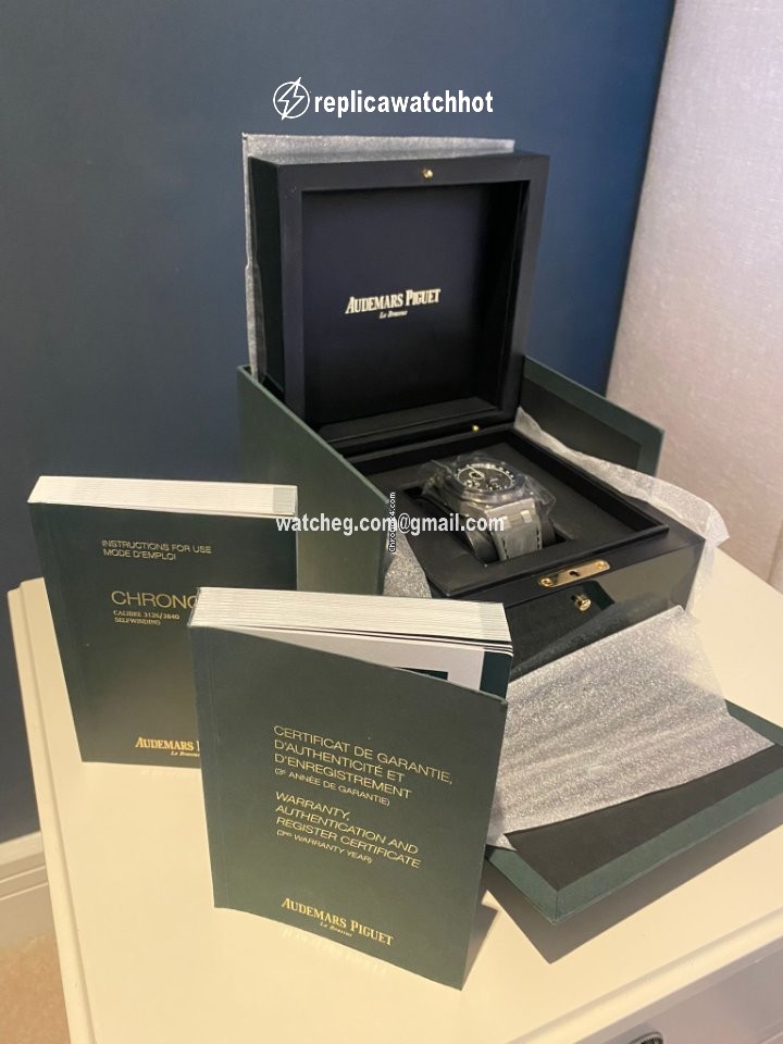 Audemars Piguet Royal Oak Offshore Chronograph Mens watch Unisex Automatic Steel 26470ST.OO.A104CR.01 2