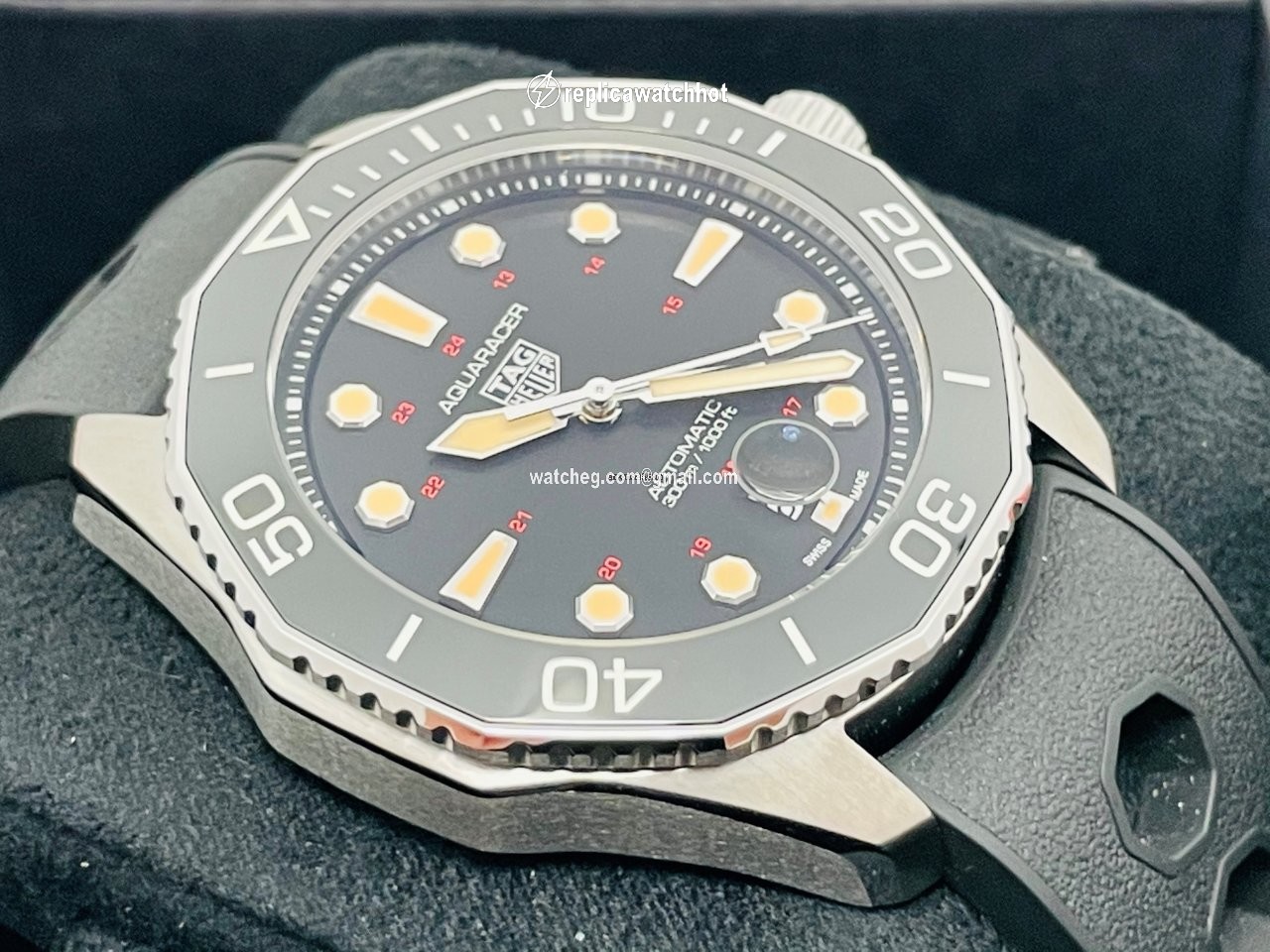 TAG Heuer Aquaracer 300M Mens watch Unisex Automatic Steel WBP208C.FT6201 2
