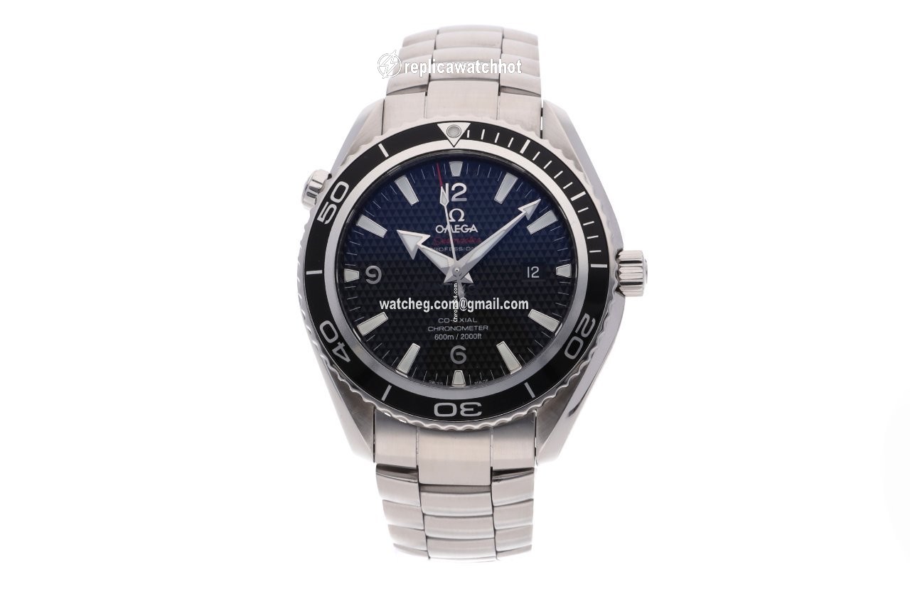 Omega Seamaster Planet Ocean Mens watch Unisex Automatic Steel 222.30.46.20.01.001 2