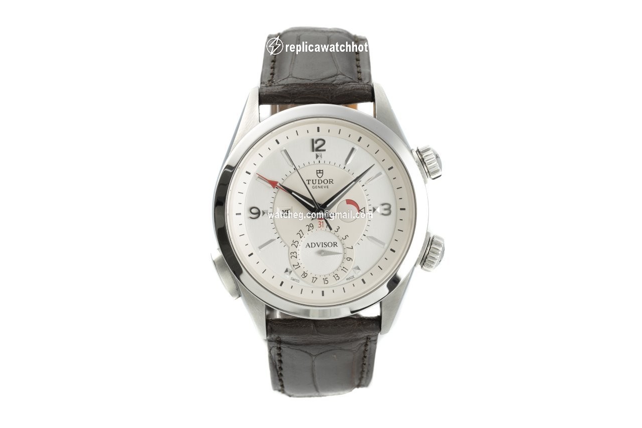 Tudor Heritage Advisor Mens watch Unisex Automatic Steel 79620T 2