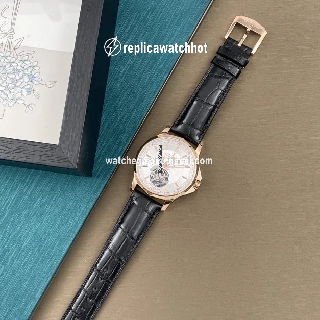 Corum Admirals Cup Legend 42 Mens watch Unisex Automatic Rose gold 029.101.55 0002 FH12 2