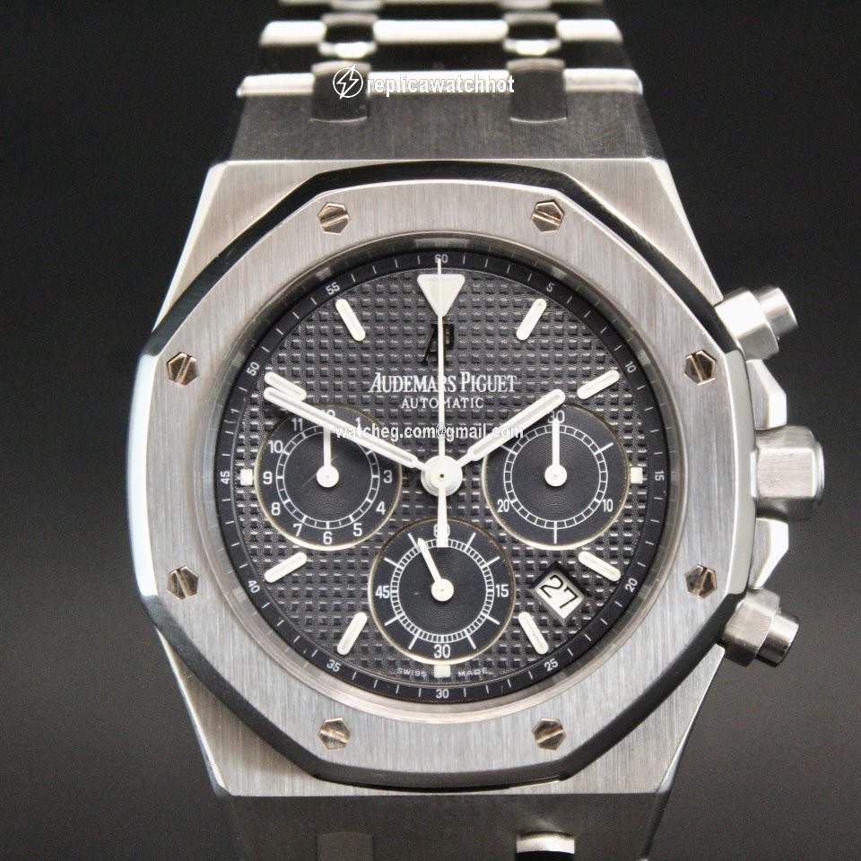 Audemars Piguet Royal Oak Chronograph Mens watch Unisex Automatic Steel 25860ST O 1110ST 01 2