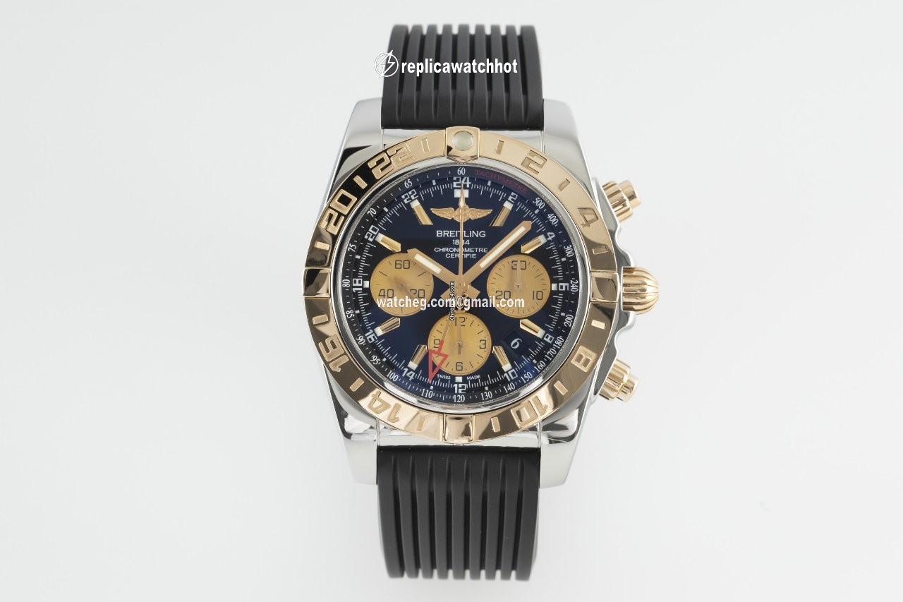 Breitling Chronomat 44 GMT Mens watch Unisex Automatic Gold Steel CB0420 2