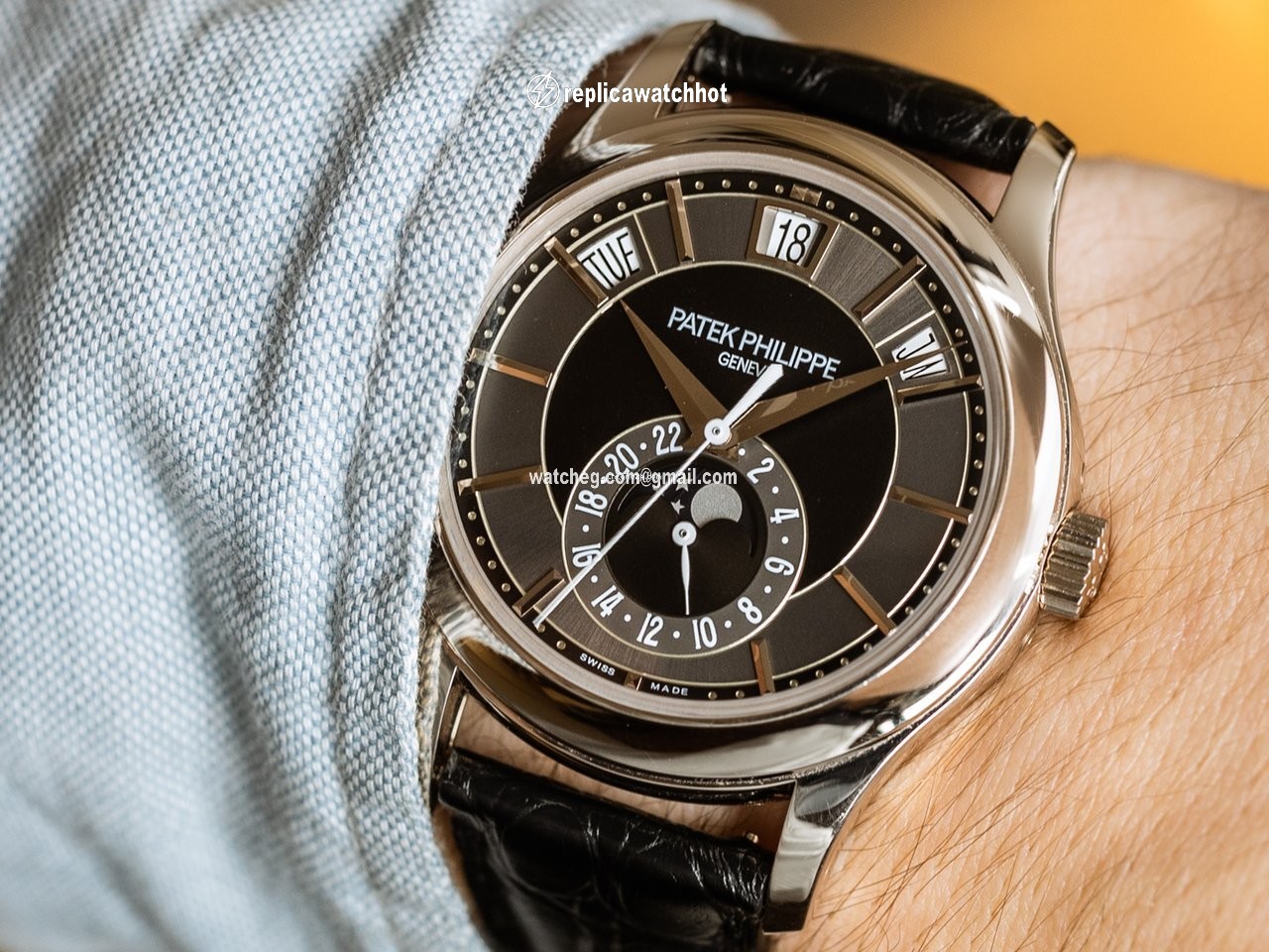 Patek Philippe Annual Calendar Mens watch Unisex Automatic White gold 5205G 2