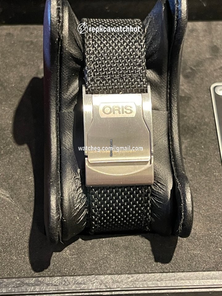 Oris Big Crown ProPilot Altimeter Mens watch Unisex Automatic Steel 01 733 7705 4134 2