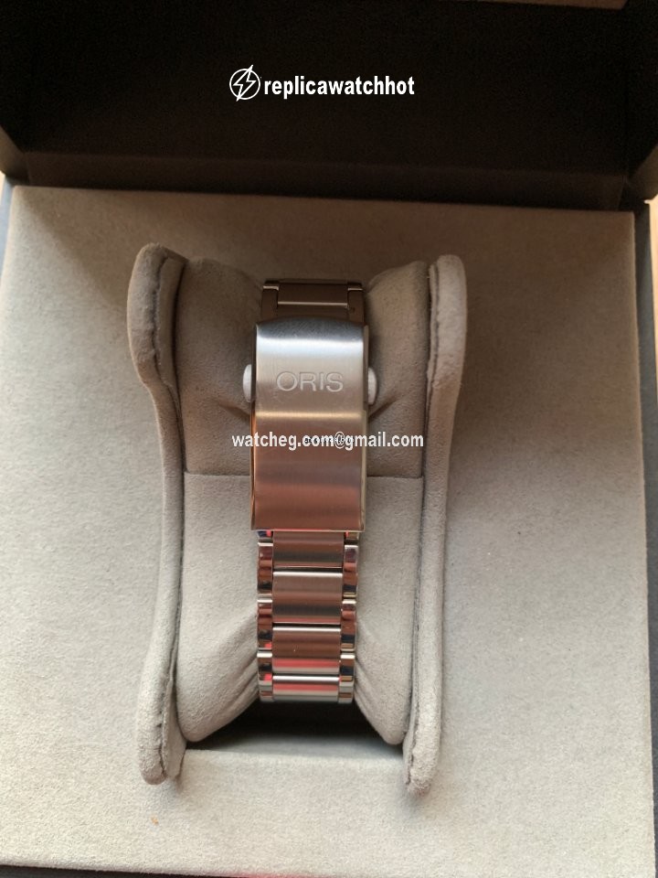 Oris Aquis Date Mens watch Unisex Automatic Steel 01 733 7732 4137-07 8 21 05PEB 2
