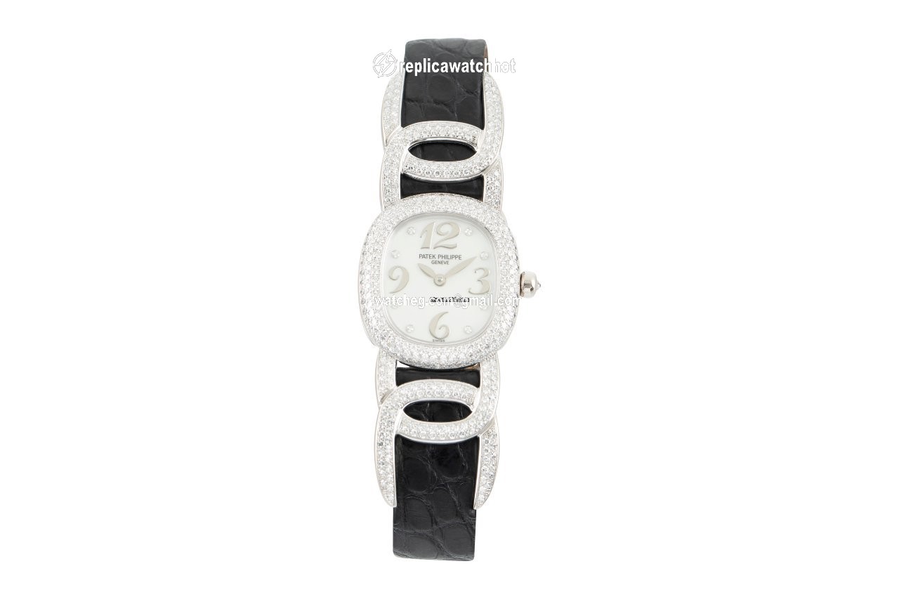 Patek Philippe Golden Ellipse Womens watch Quartz White gold 4832 2