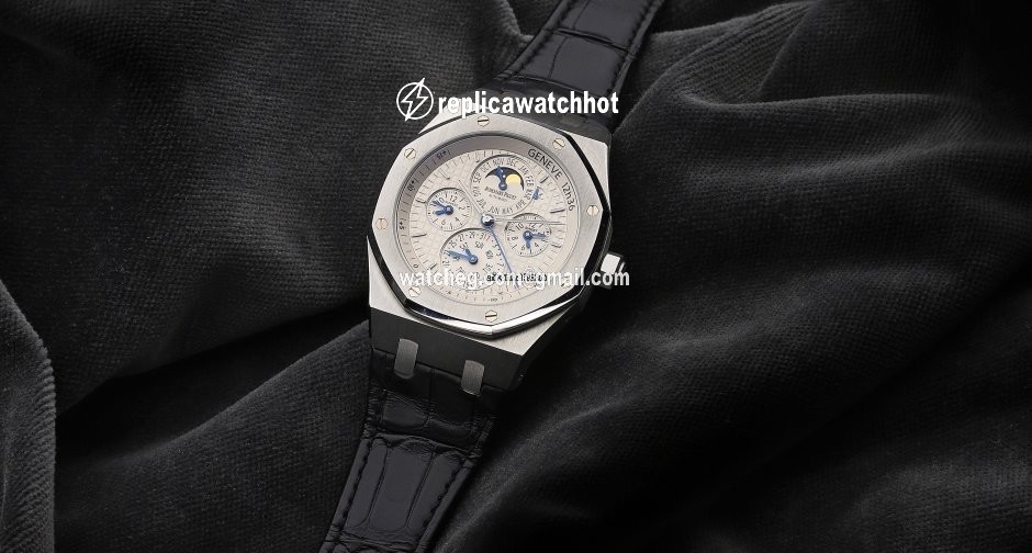 Audemars Piguet Royal Oak Mens watch Unisex Automatic Steel 26603ST.OO.D002CR.01 2