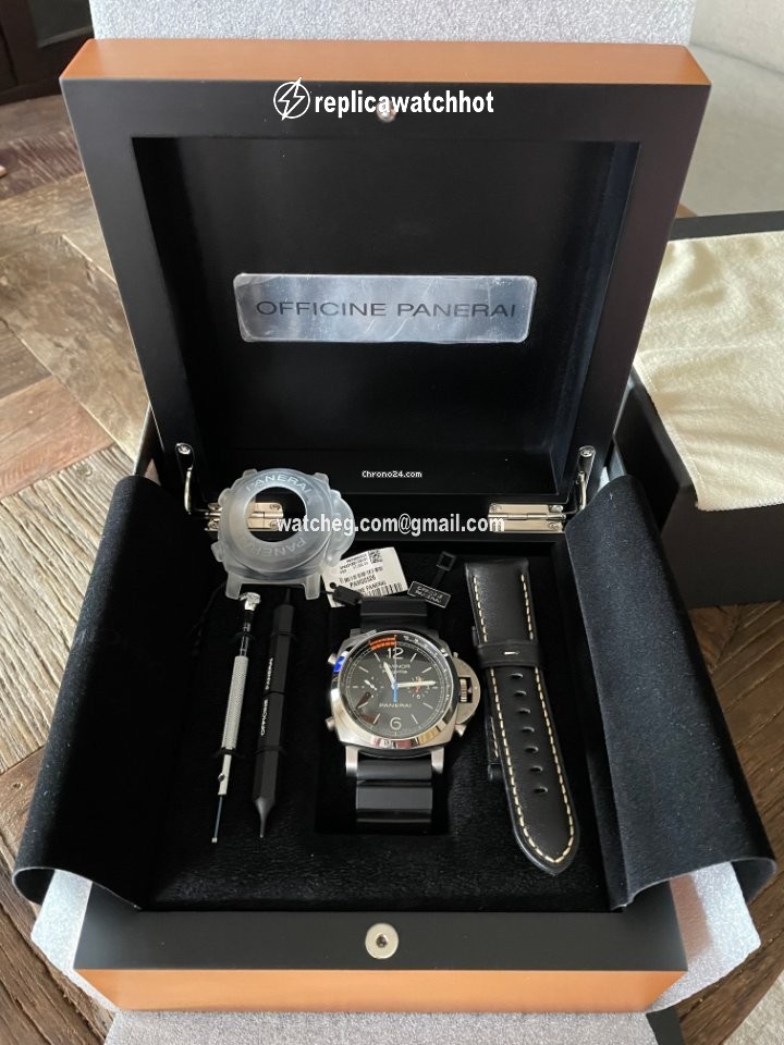 Panerai Luminor 1950 Regatta 3 Days Chrono Flyback Mens watch Unisex Automatic Titanium PAM 00526 2