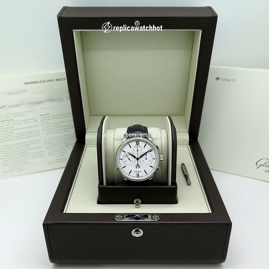 Glashtte Original Senator Chronograph Panorama Date Automatic Steel 1-37-01-05-02-33 2