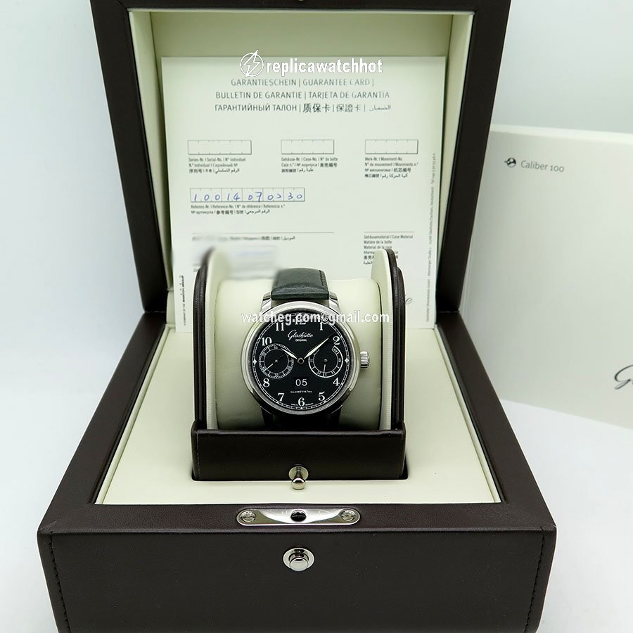 Glashtte Original Senator Observer Mens watch Unisex Automatic Steel 100-14-07-02-30 2