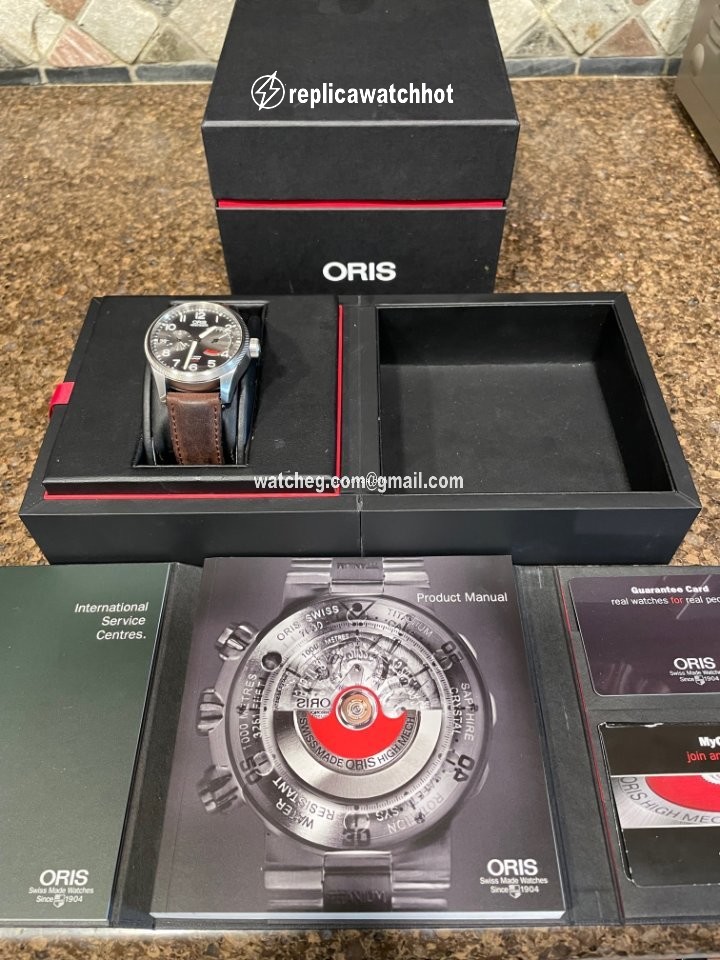 Oris Big Crown ProPilot Calibre 111 Mens watch Unisex Manual winding Steel 01 111 7711 4163-Set 1 22 72FC 2