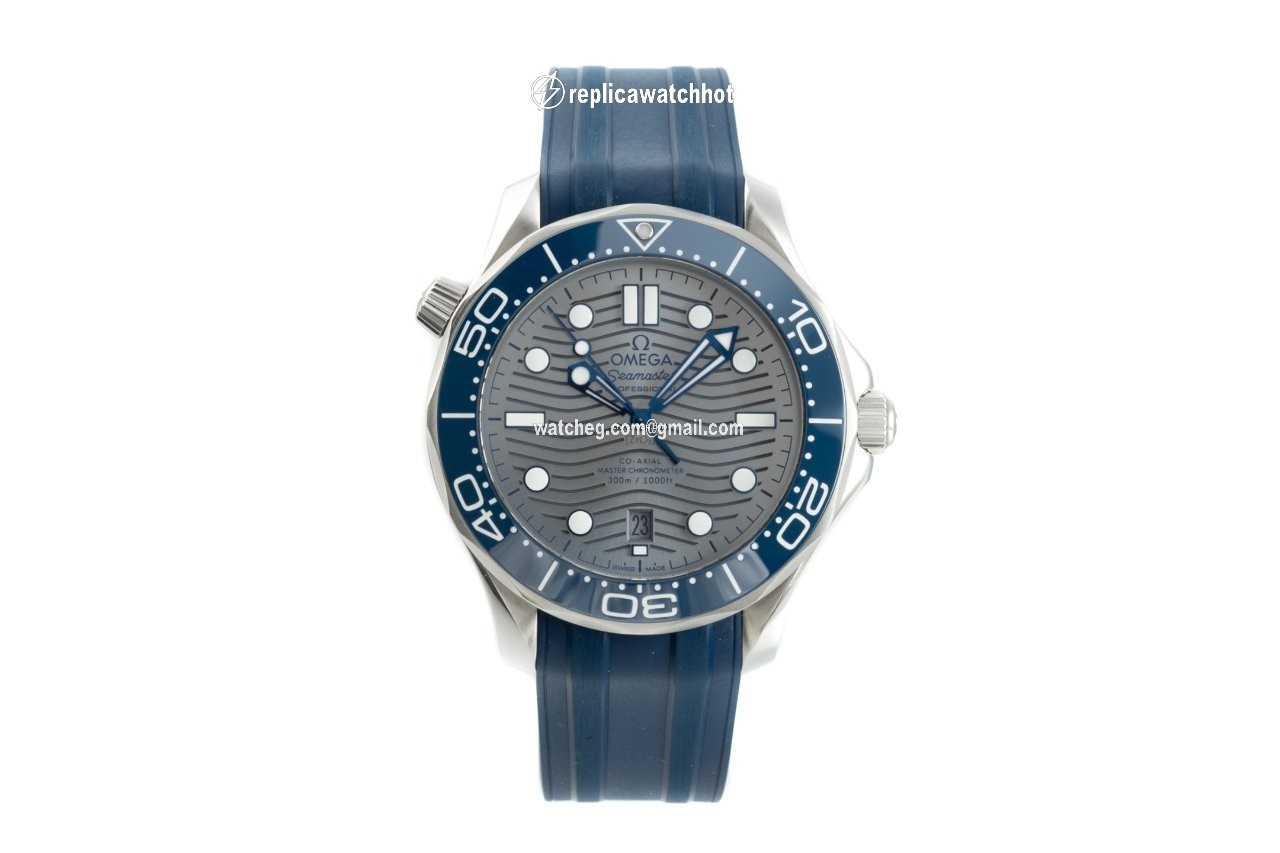 Omega Seamaster Diver 300 M Mens watch Unisex Automatic Steel 210.32.42.20.06.001 2