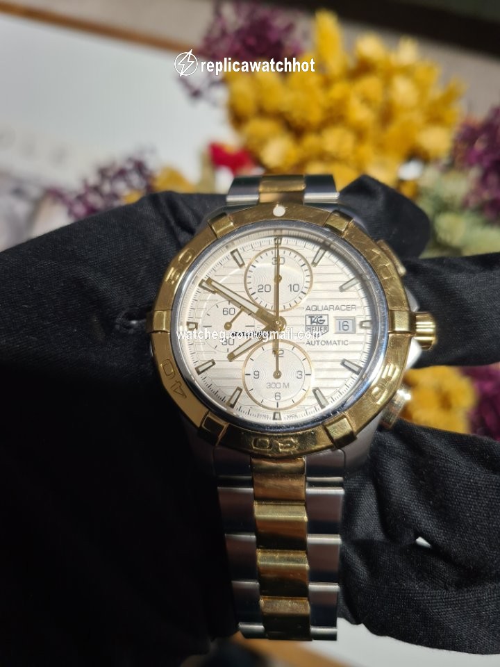 TAG Heuer Aquaracer Mens watch Unisex Automatic Gold Steel CAP2120 2