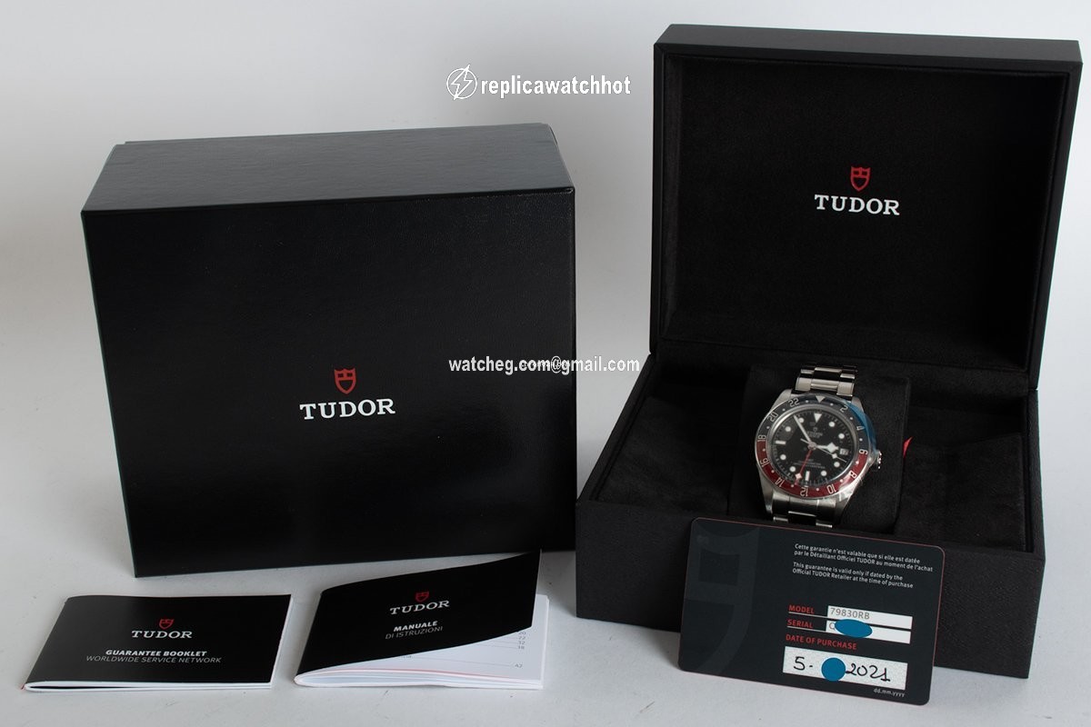 Tudor Black Bay GMT Mens watch Unisex Automatic Steel 79830RB-0001 2
