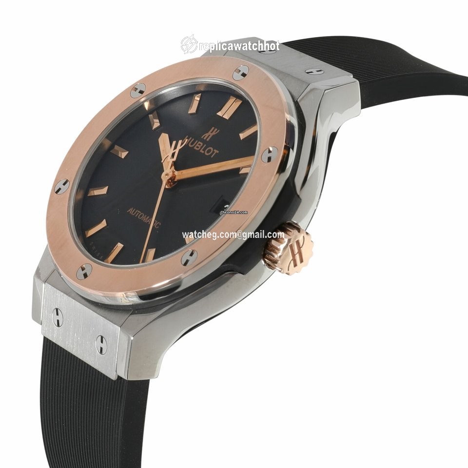 Hublot Classic Fusion 45, 42, 38, 33 mm Mens watch Unisex Automatic Titanium 565.NO.1181.RX 2