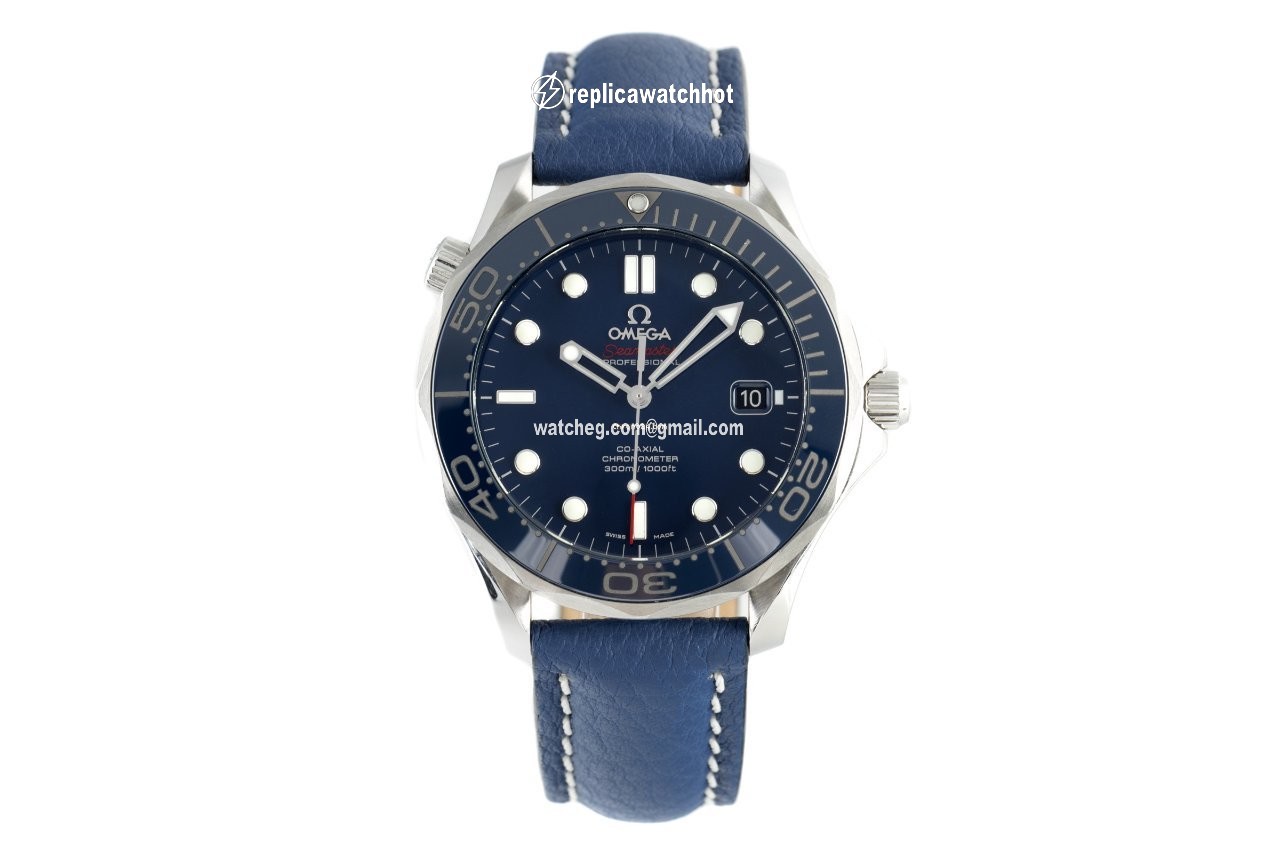 Omega Seamaster Diver 300 M Mens watch Unisex Automatic Steel 212.30.41.20.03.001 2