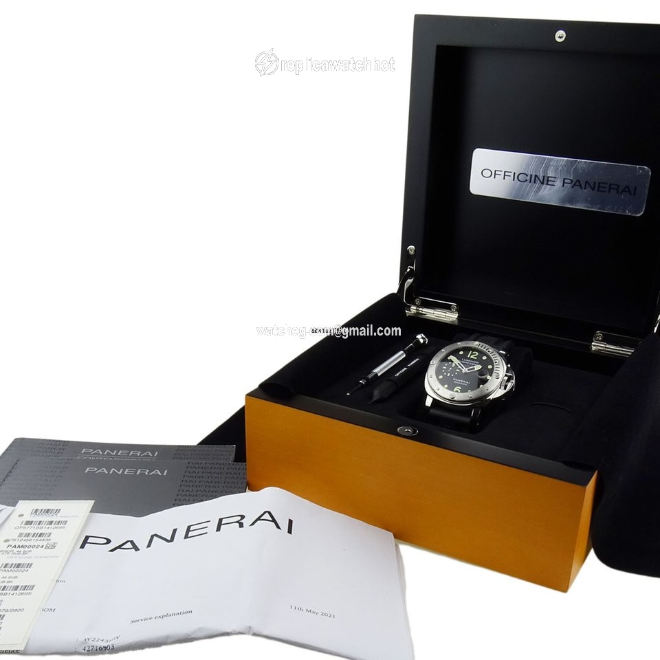 Panerai Luminor Submersible Mens watch Unisex Automatic Steel PAM00024 2
