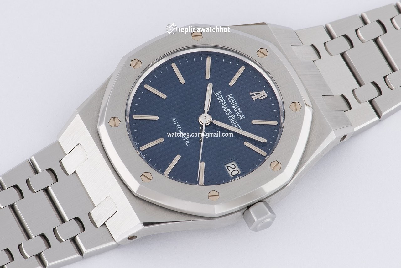 Audemars Piguet Royal Oak Mens watch Unisex Automatic Steel 14990st 2