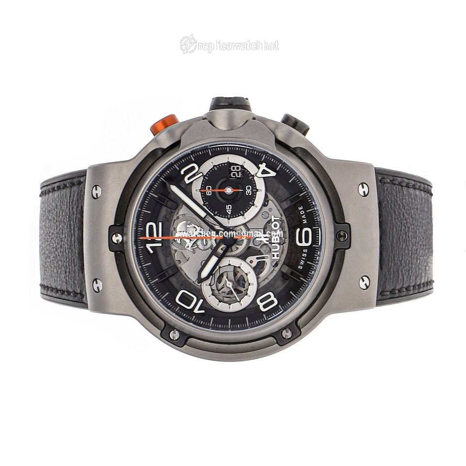 Hublot Classic Fusion 45, 42, 38, 33 mm Mens watch Unisex Automatic Titanium 526.NX.0124.VR 2