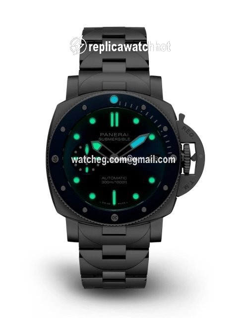 Panerai Luminor Submersible Mens watch Unisex Automatic Steel PAM 01068 2