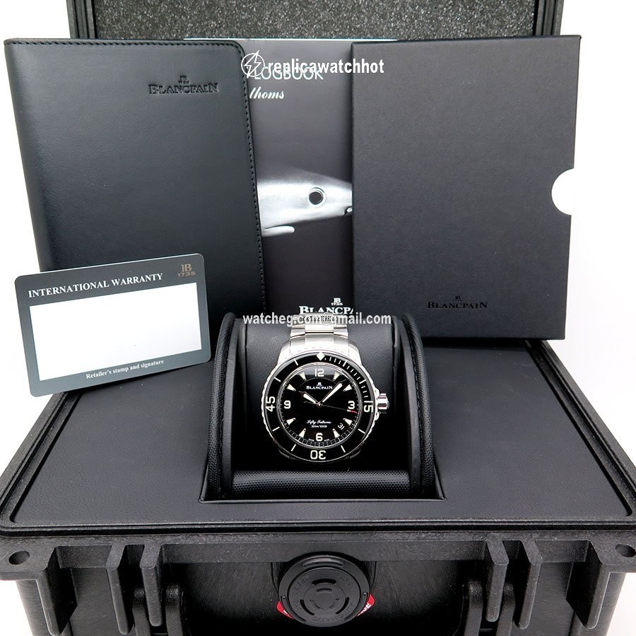 Blancpain Fifty Fathoms Mens watch Unisex Automatic Steel 5015-1130-71S 2