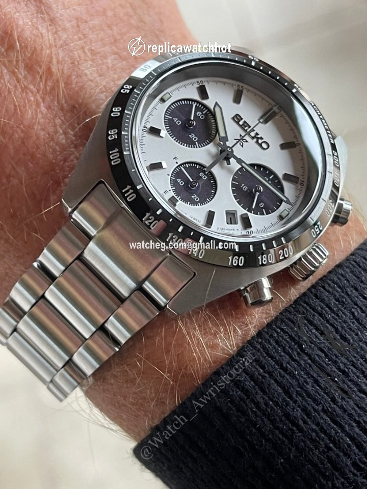 Seiko Prospex Mens watch Unisex Quartz Steel SSC813P1 2
