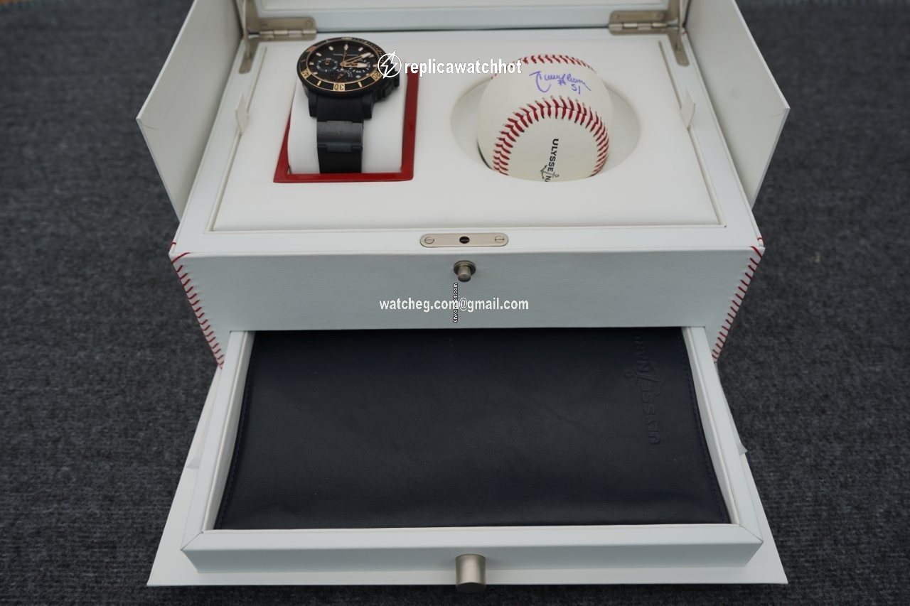 Ulysse Nardin Mens watch Unisex Automatic Steel 353-95 LE 