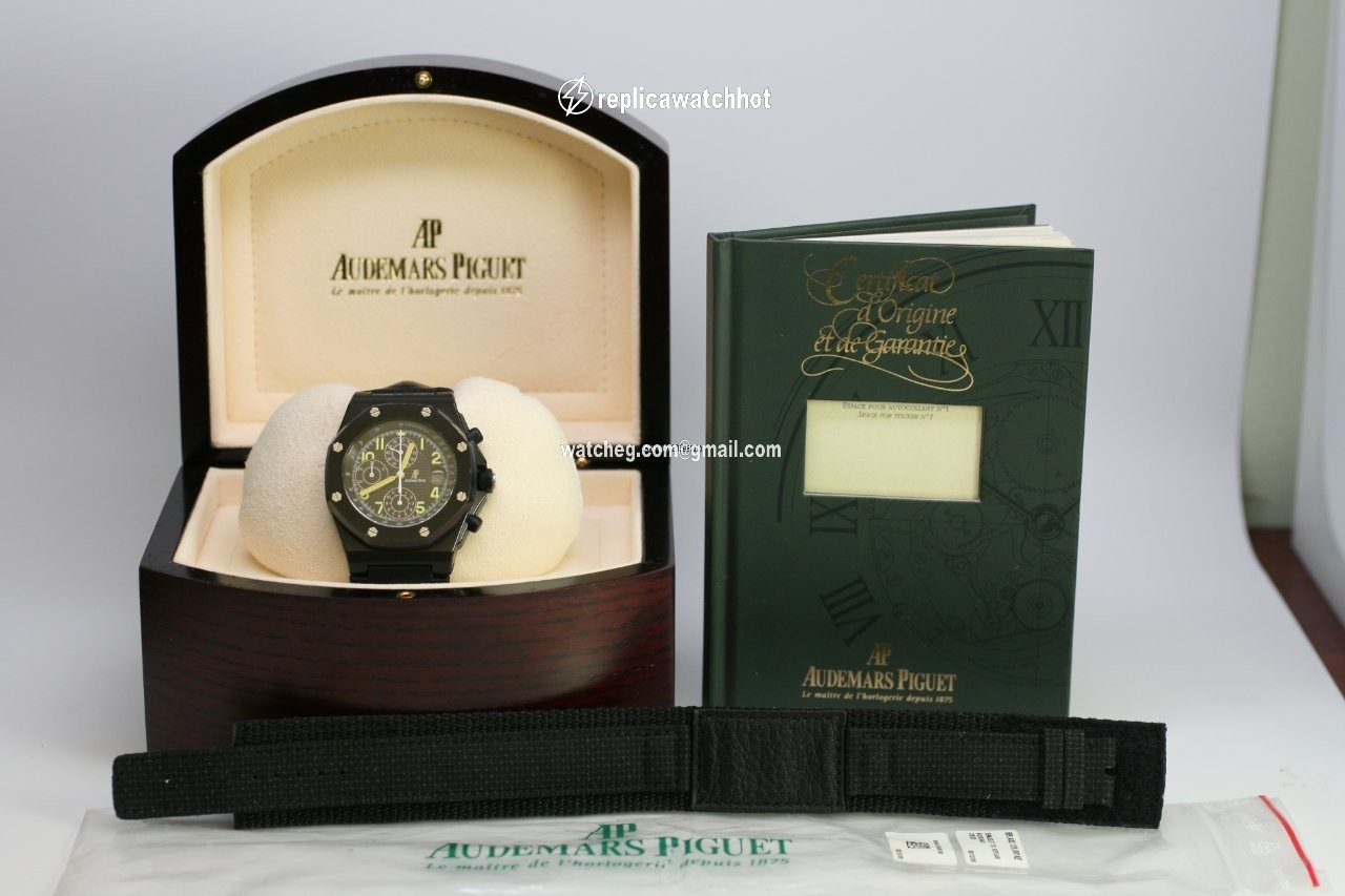 Audemars Piguet Royal Oak Offshore Chronograph Mens watch Unisex Automatic Steel 25770SN.OO.0009KE.01 2