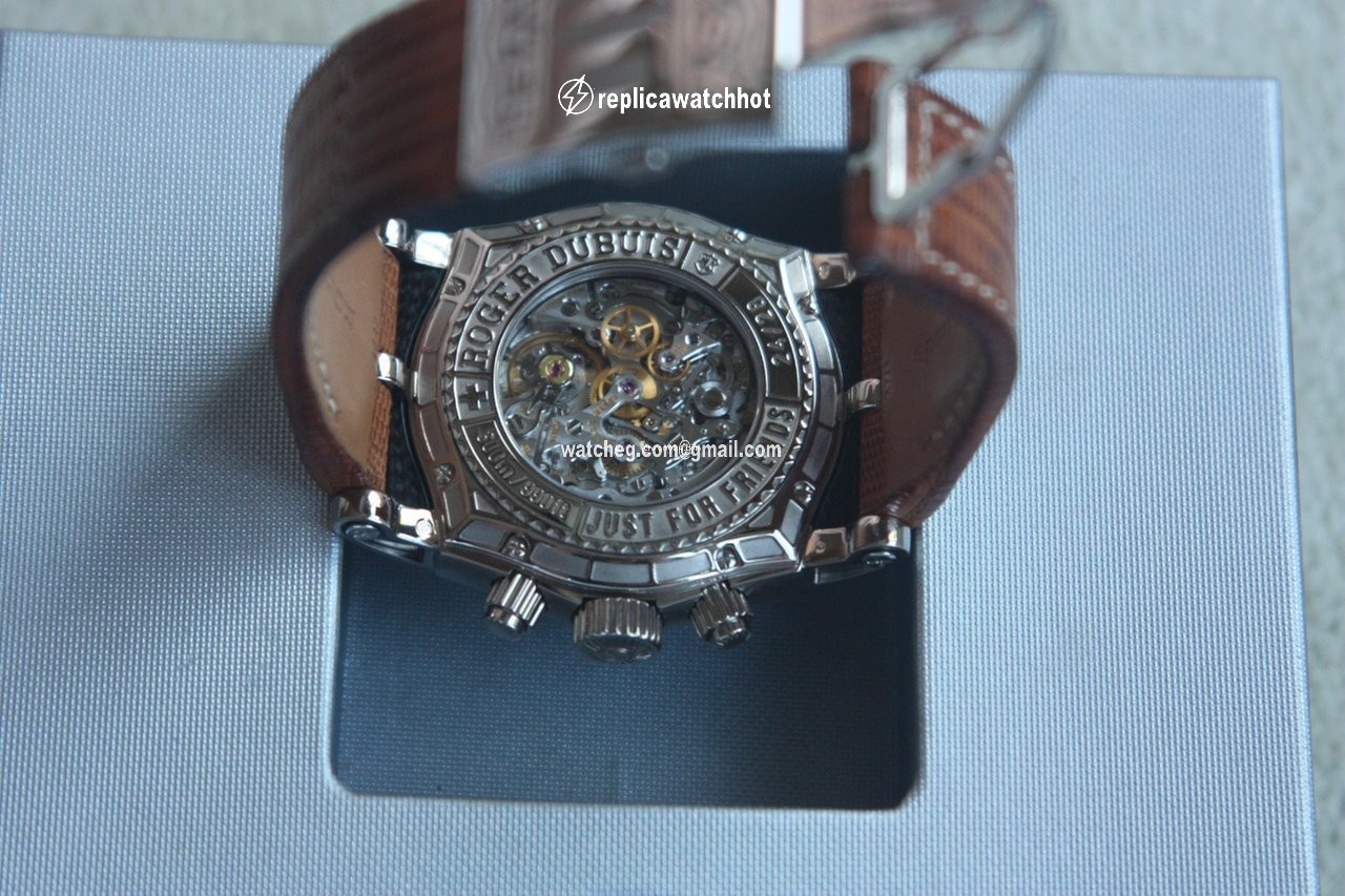Roger Dubuis Easy Diver Mens watch Unisex Manual winding White gold 24 28 2