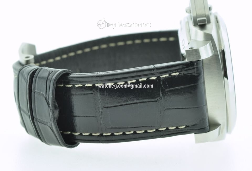 Panerai Luminor 1950 3 Days GMT Power Reserve Automatic Mens watch Unisex Automatic Steel PAM00321 2
