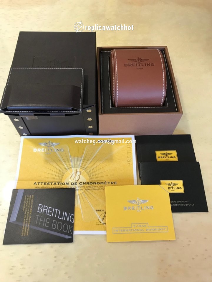 Breitling Transocean Chronograph 1915 Mens watch Unisex Automatic Steel AB141112 G799 437X 2